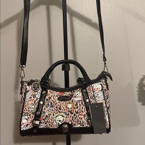 Stylish Black and Tan Women's Bag